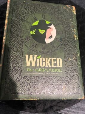 Wicked: The Grimmerie Green Coffee Table Book